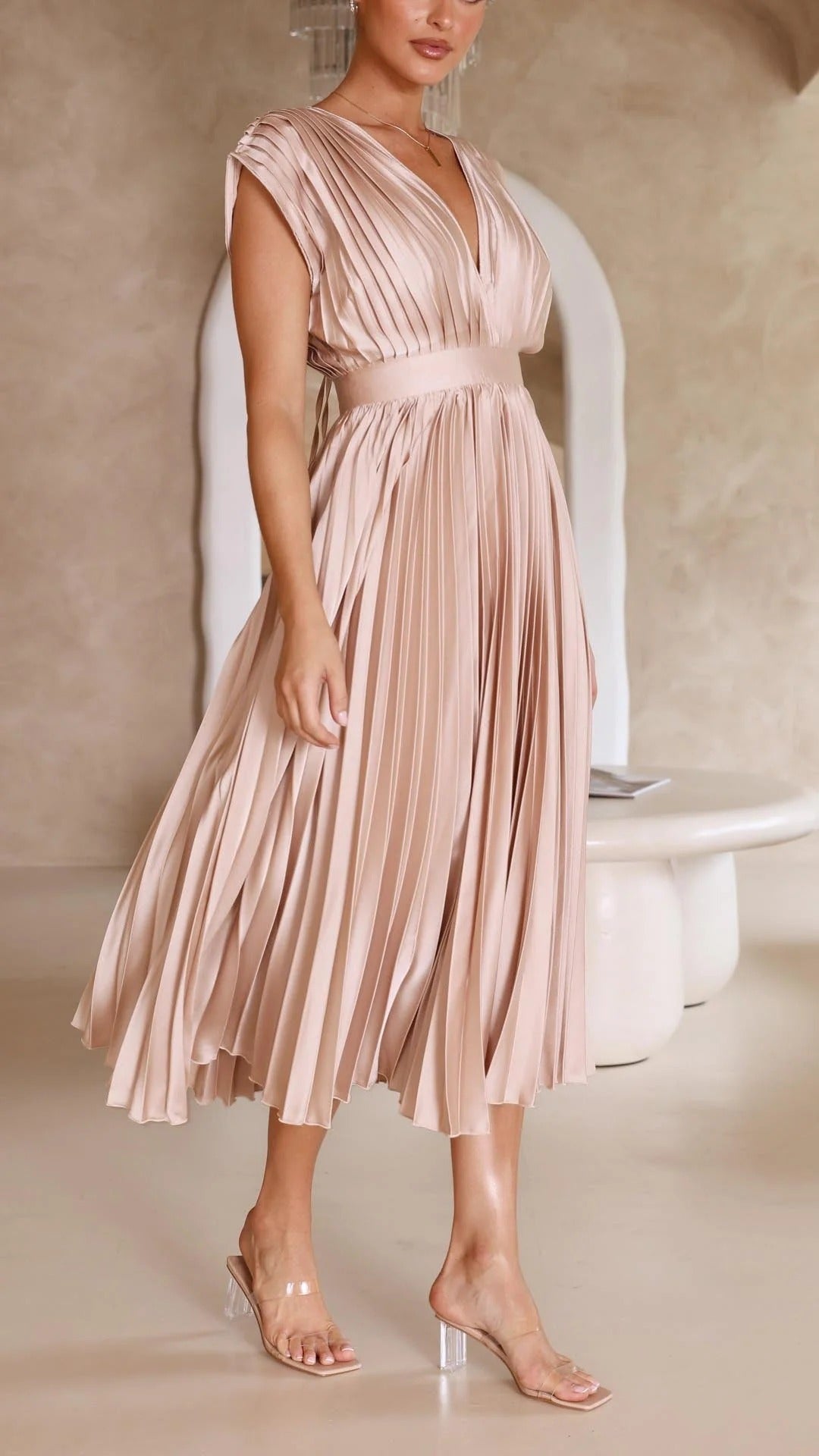 María | Elegante vestido plisado