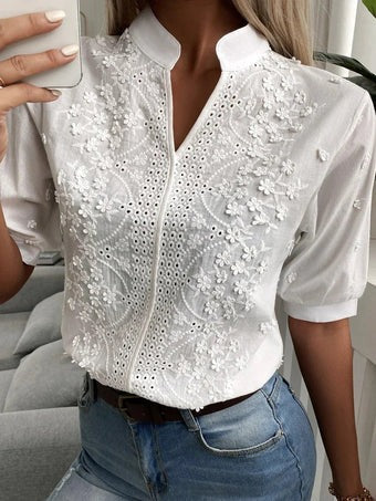 Andrea™ | Blusa elegante con cuello en V