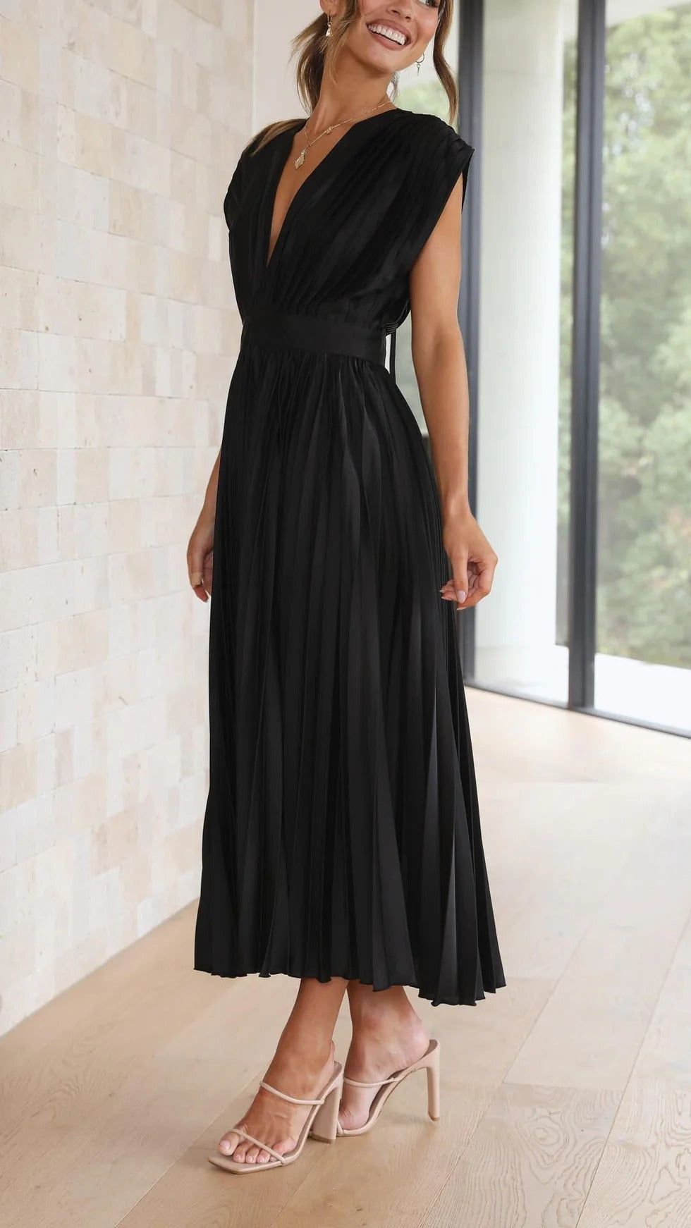María | Elegante vestido plisado