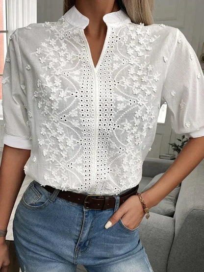Andrea™ | Blusa elegante con cuello en V